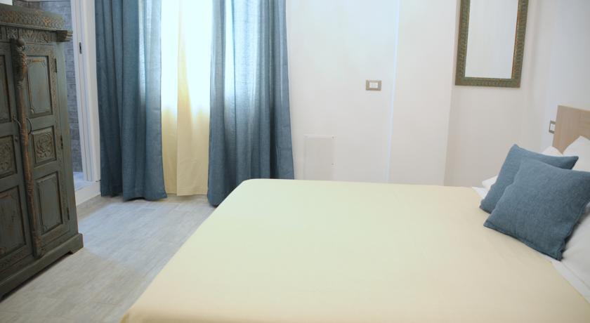 Piazza Martiri Rooms Кальяри Номер фото